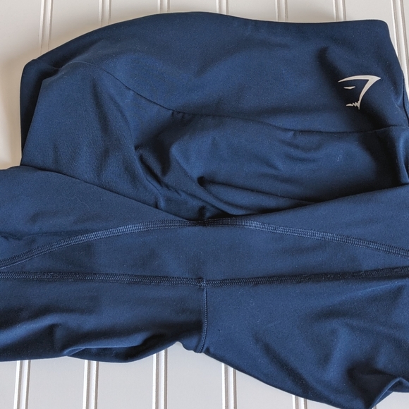 SOLD Gymshark Training 7/8 Leggings - Picture 8 of 12